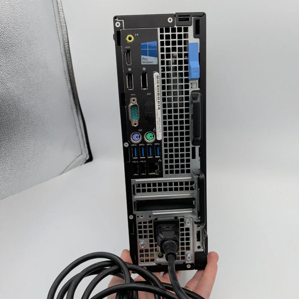 Dell OptiPlex‎ 7040 SFF Desktop PC Intel Core i5 Windows Pro Black D11S001